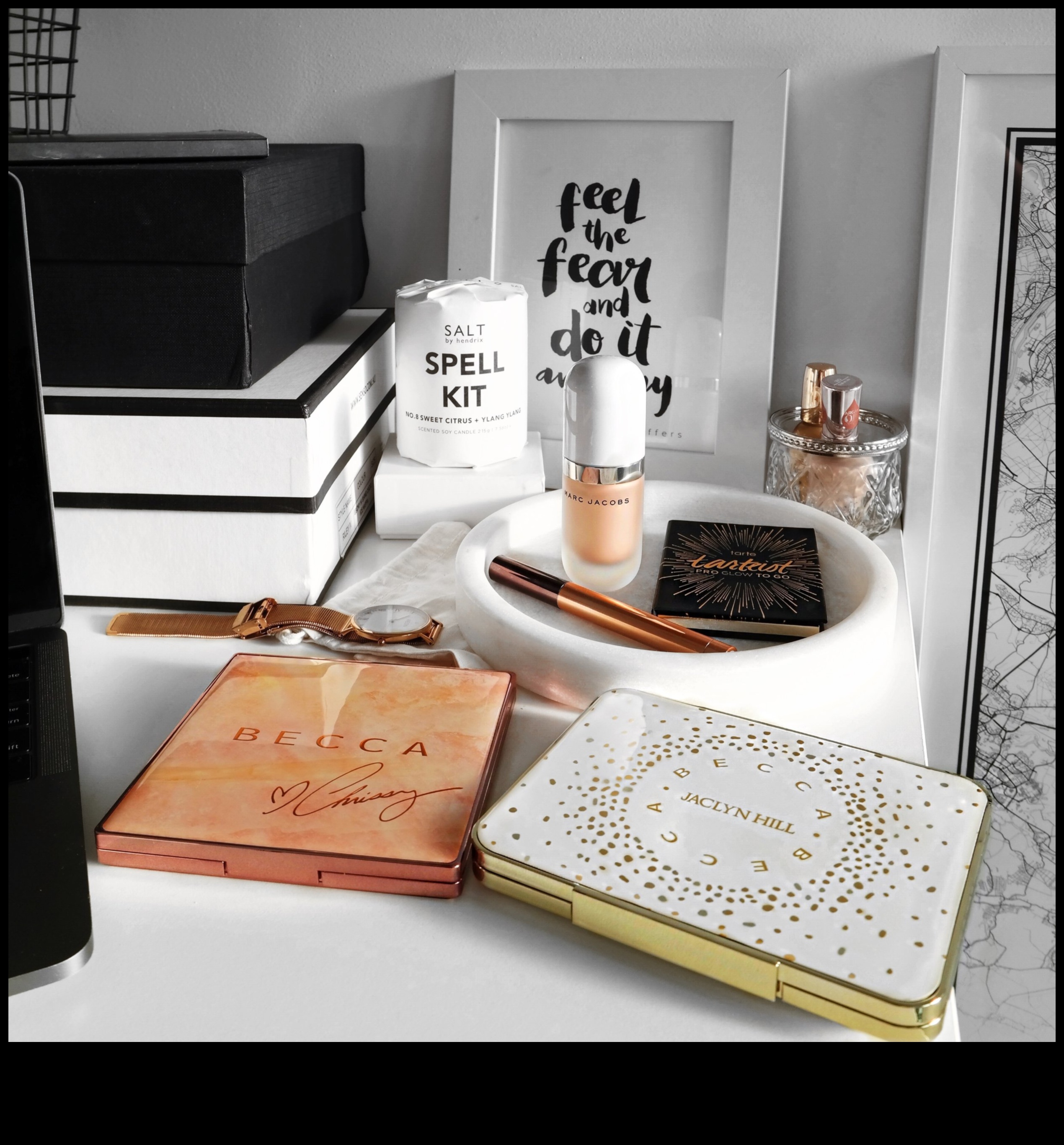 Kvēlojošs skaistums: bez piepūles mirdzums ar minimālisma izceltājiem