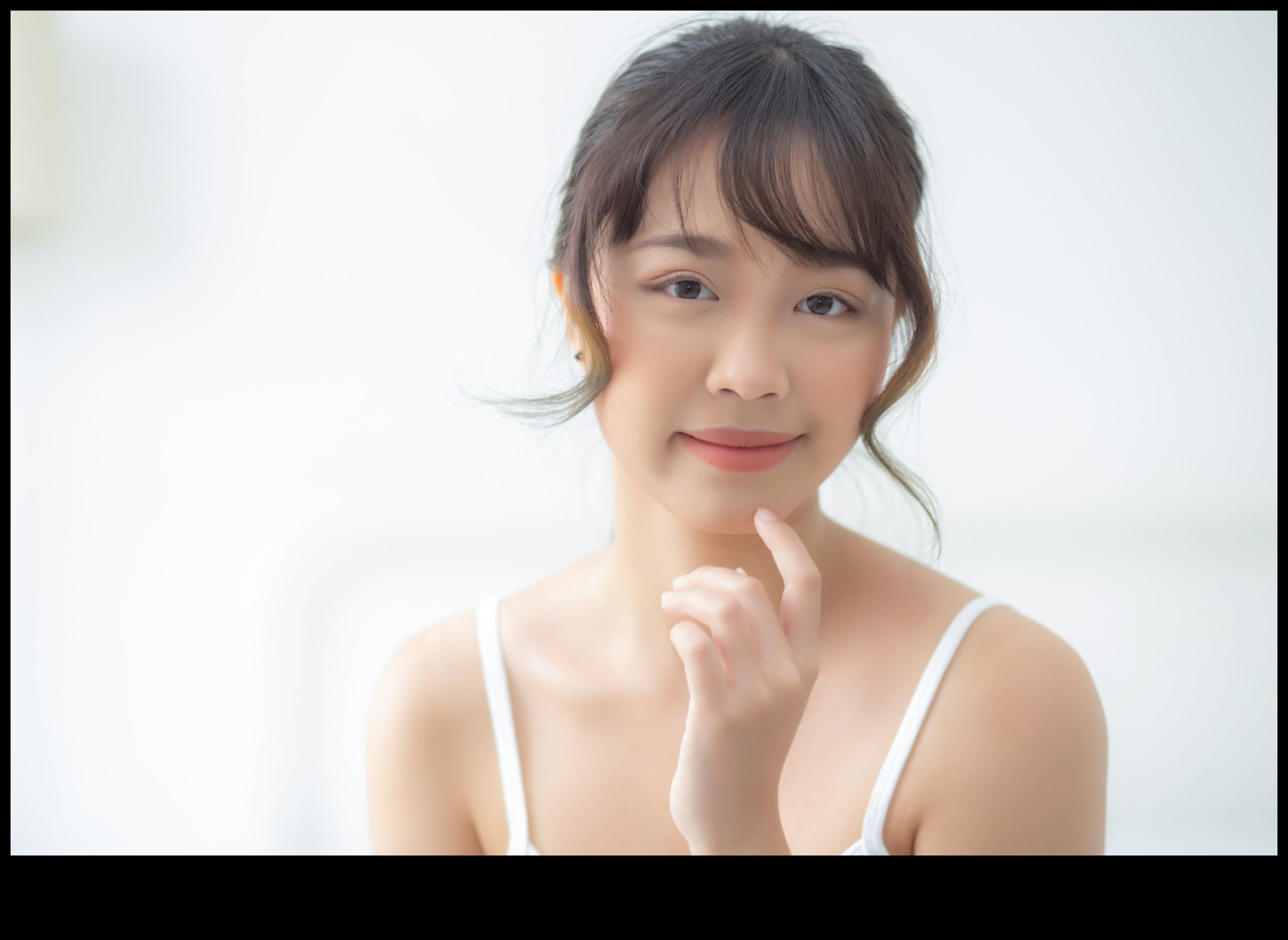 Dabiskā grima iekļaušana jūsu ādas kopšanas rutīnā: harmoniska pieeja