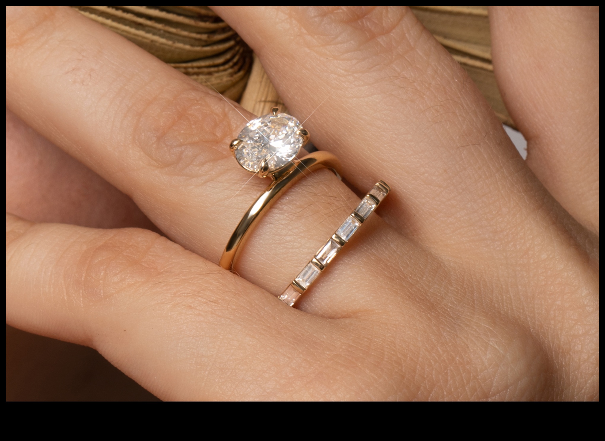 Mirdzošas saites: savienojiet savu stilu ar mūsu gredzenu spīdumu