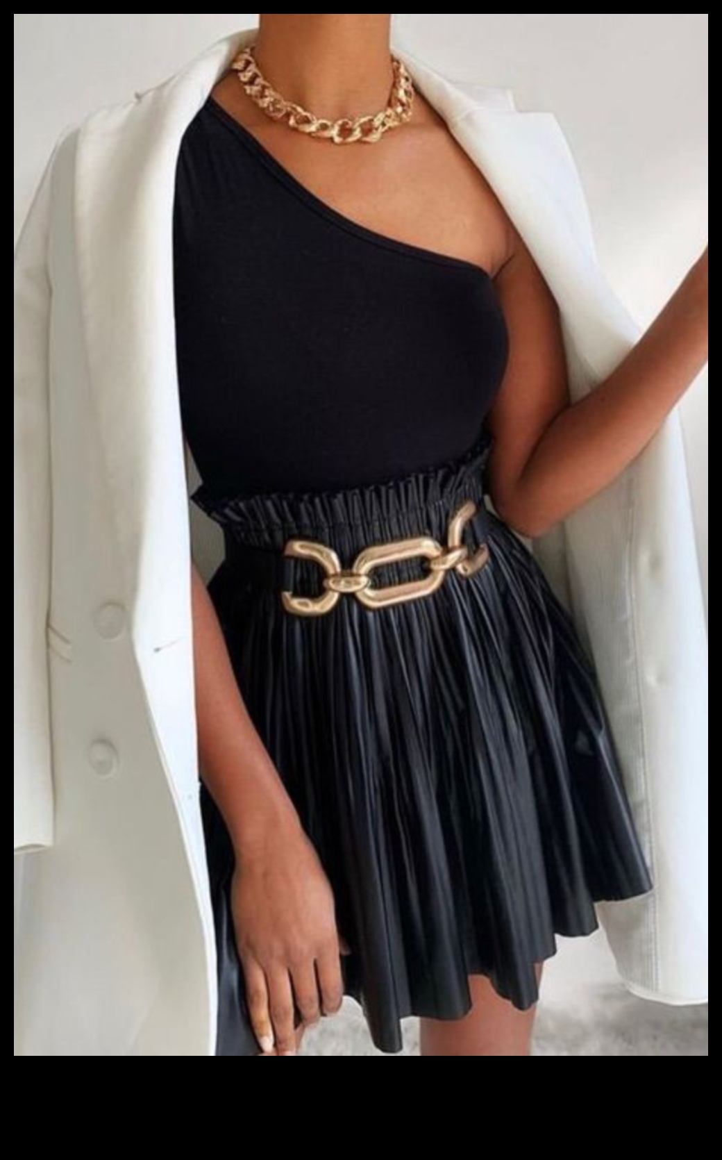 No jauna definēta elegance: izgrezno klasikas būtību