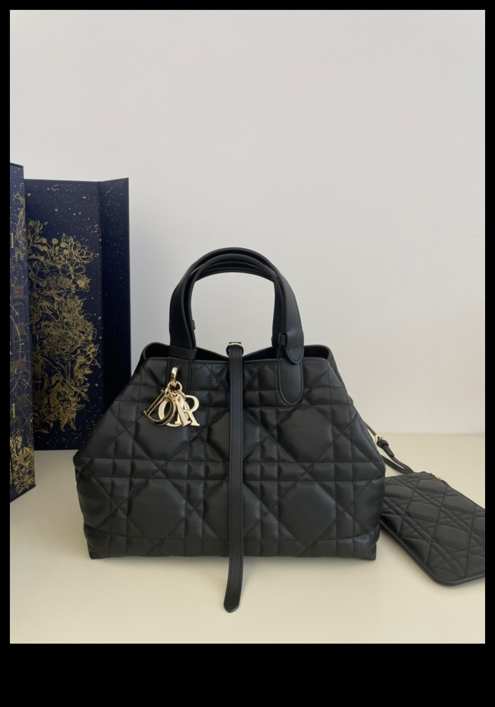 No jauna definēta elegance: izgrezno klasikas būtību