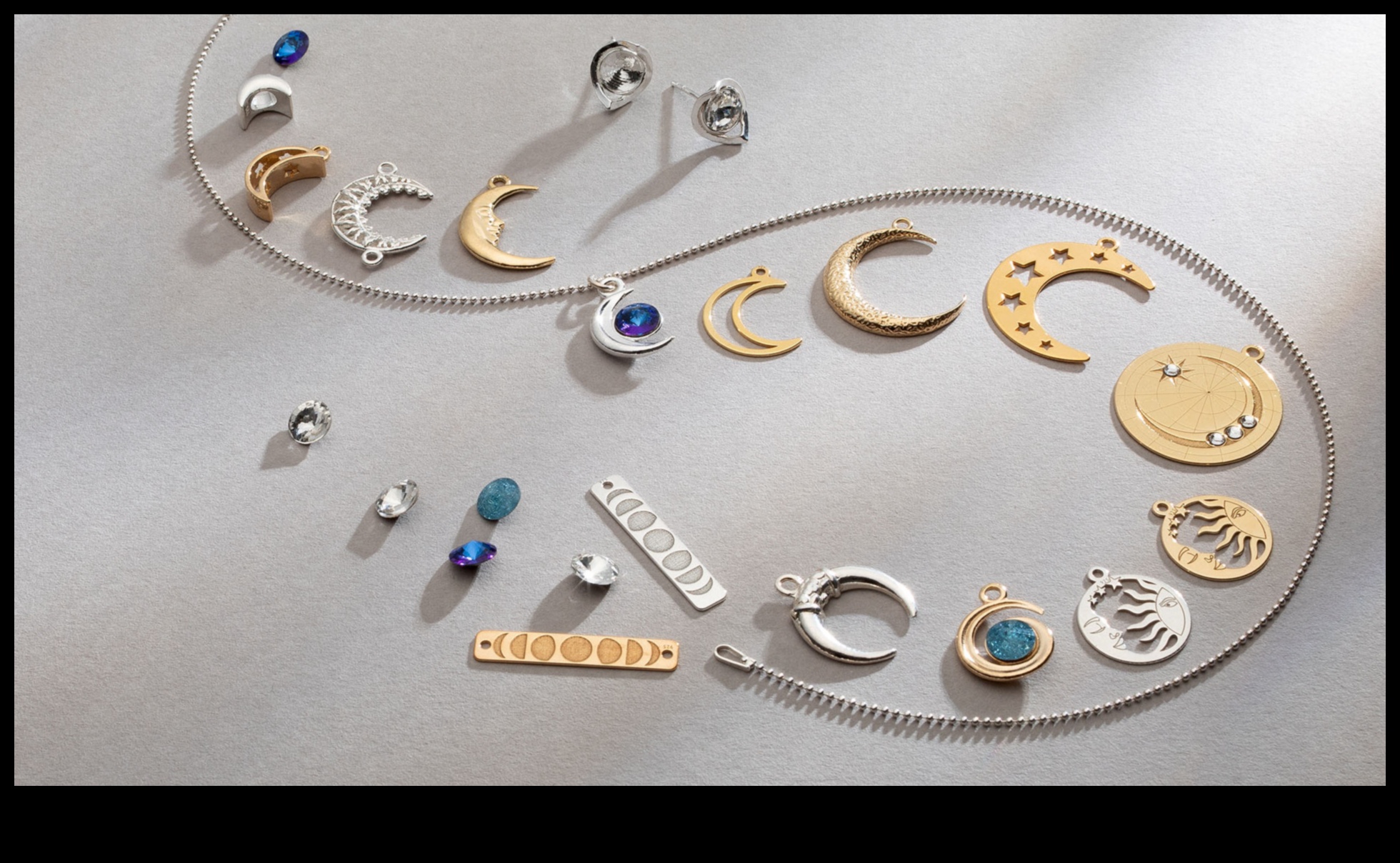 Debesu harmonija: sazinieties ar zvaigznēm mūsu debesu rotaslietās