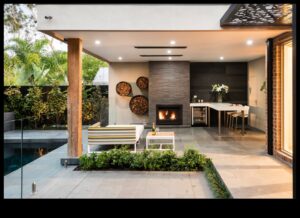 Kādi ir daži padomi, kā izrotāt āra izklaides zonu ar piekrastes dekoru?