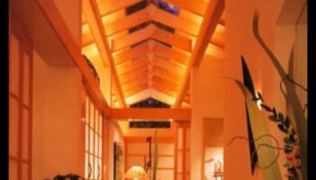 Kā dekorēšanas koncepcijās izmantot dažādas apgaismojuma metodes